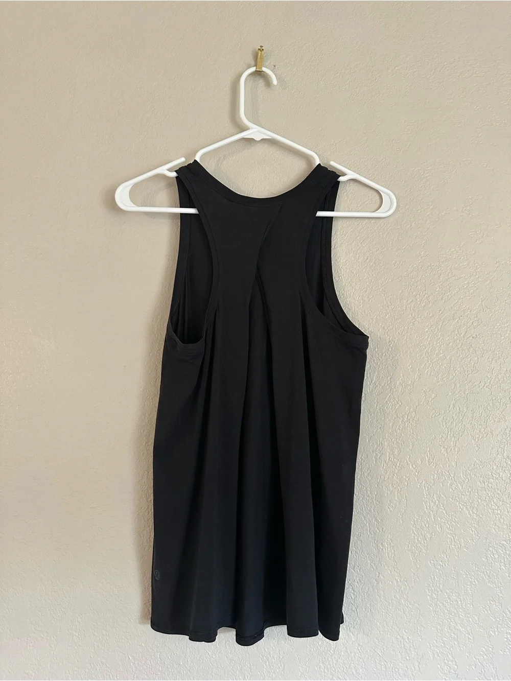 Lululemon All Tied Up Tank Size 6